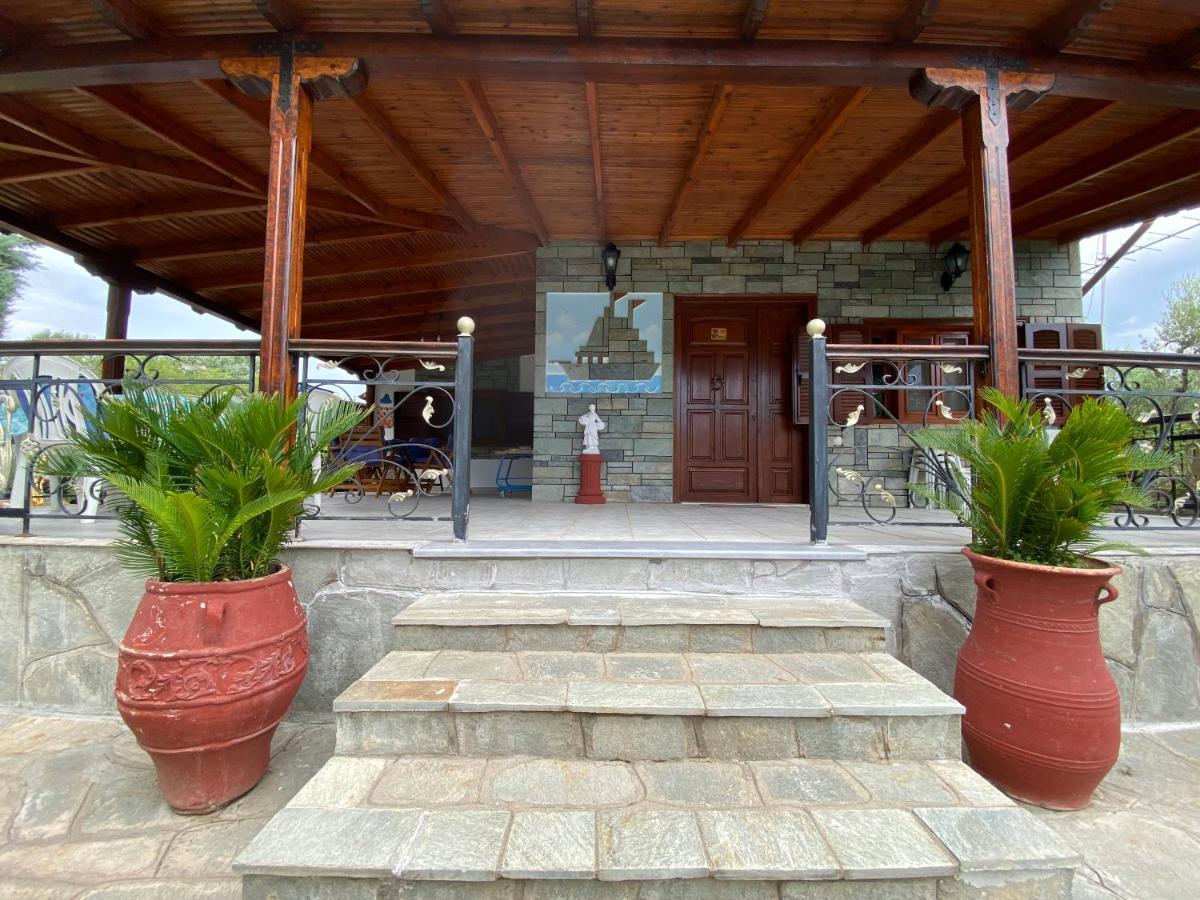 Nea Triglia Beachfront Cottage מראה חיצוני תמונה