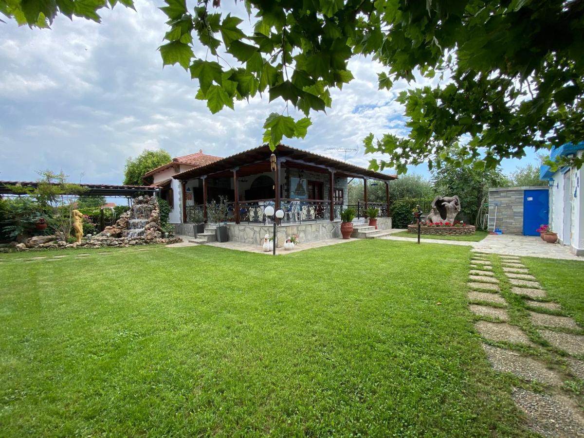 Nea Triglia Beachfront Cottage מראה חיצוני תמונה