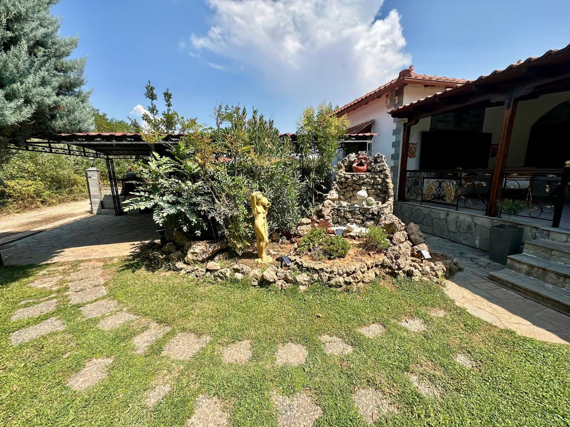 Nea Triglia Beachfront Cottage מראה חיצוני תמונה